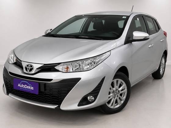 TOYOTA YARIS 1.3 16V FLEX XL PLUS TECH MULTIDRIVE TOYOTA YARIS 1.3 16V FLEX XL PLUS TECH MULTIDRIVE